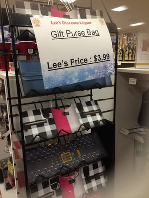 Lee's Discount Liquor by null