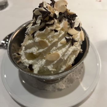 Old Ebbitt Grill - Brownie - Bars Near Me - Washington, DC, District of Columbia