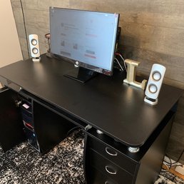 Desk they assembled in one hour! Desk they assembled in one hour!