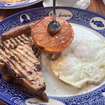 Founding Farmers DC - Eggs with cranberry orange toast and brûléed grapefruit - American Near Me - Washington, DC, District of Columbia Founding Farmers DC - Eggs with cranberry orange toast and brûléed grapefruit - American Near Me - Washington, DC, District of Columbia