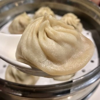 dan modern chinese - You can see all the soup through the skin! - Dim Sum Near Me - Pasadena, California