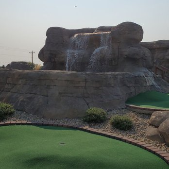 Birdies Miniature Golf - Mini Golf Near Me - Westfield, Indiana