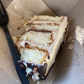 The Baker and The Cakemaker - Vanilla Bean Expresso Cake - Coffee & Tea Near Me - Auburn, California