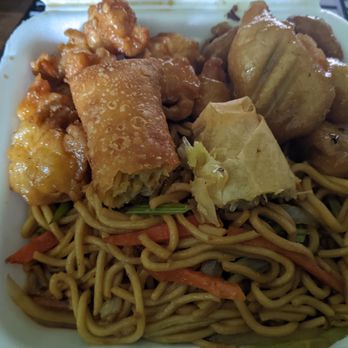 Wang's Asian Express - Orange Chicken and Spicy Chili pork, egg roll/spring roll and lo mein - Chinese Near Me - Fort Myers, Florida Wang's Asian Express - Orange Chicken and Spicy Chili pork, egg roll/spring roll and lo mein - Chinese Near Me - Fort Myers, Florida