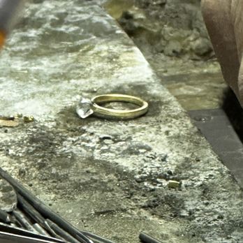 AY Jewelry - Ring resizing - Jewelry Near Me - New York, New York