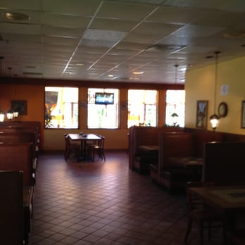 El Mariachi - the inside of a restaurant - Mexican Near Me - Blacksburg, Virginia El Mariachi - the inside of a restaurant - Mexican Near Me - Blacksburg, Virginia