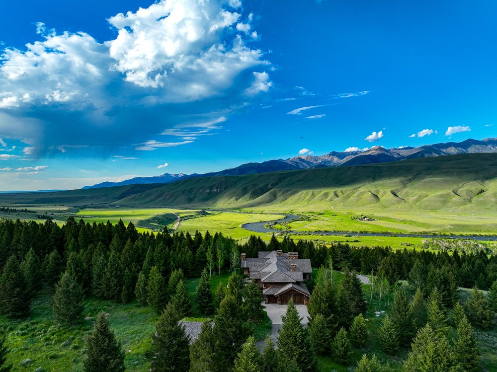 DAWN MYRVIK PURE WEST CHRISTIE’S INTERNATIONAL REAL ESTATE with 37