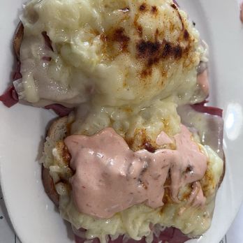 Wert's Cafe - Reuben - American Near Me - Allentown, Pennsylvania Wert's Cafe - Reuben - American Near Me - Allentown, Pennsylvania