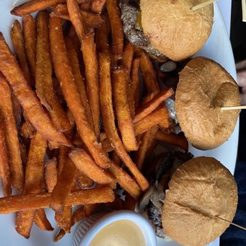 Moss Beach Distillery - Sliders done very tender - Seafood Near Me - Moss Beach, California Moss Beach Distillery - Sliders done very tender - Seafood Near Me - Moss Beach, California