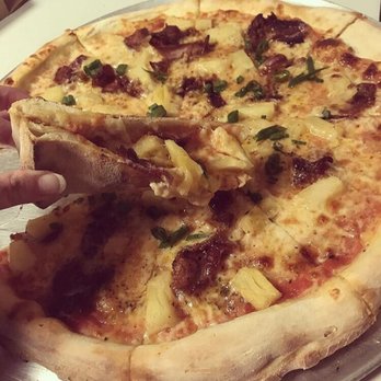 Mickeys NY Pizza - My Hawaiian pizza - Pizza Near Me - Hudson, New Hampshire