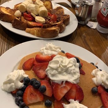 Rutherford Pancake House - Berry Merry Pancakes. French Toast Viva La Revolucion. - Breakfast & Brunch Near Me - Rutherford, New Jersey Rutherford Pancake House - Berry Merry Pancakes. French Toast Viva La Revolucion. - Breakfast & Brunch Near Me - Rutherford, New Jersey