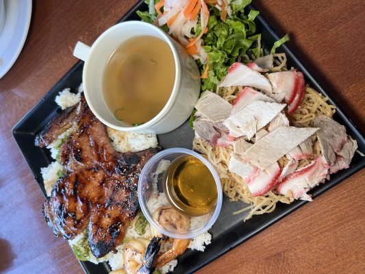 Pho Thanh Huong by null