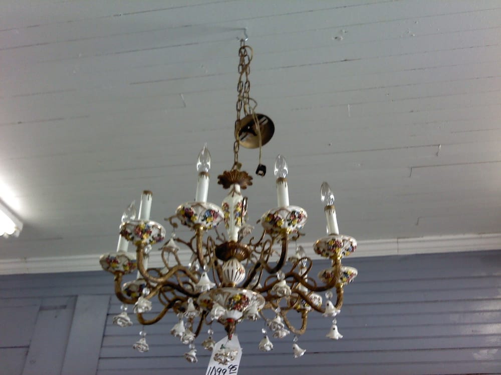 KAPPY’S KORNER Updated September 2024 20 Photos 3512 Hwy 182, Opelousas, Louisiana Flea