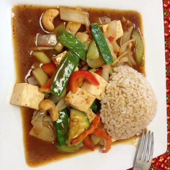Krua Thai - Tofu curry with brown rice - Thai Near Me - Stuart, Florida