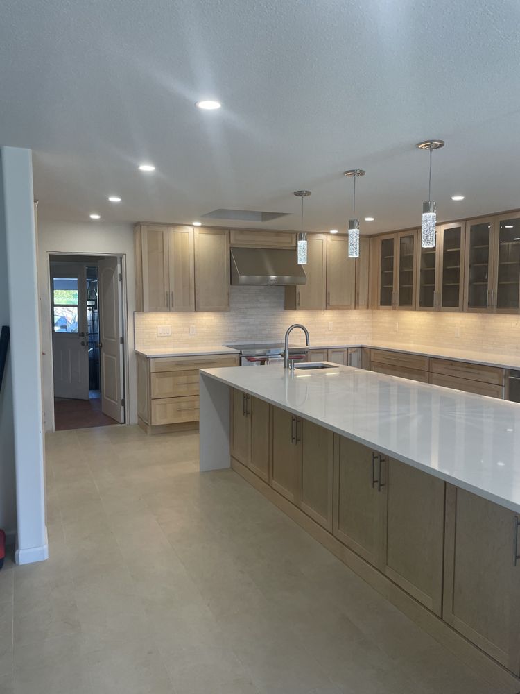 Slide of Contractors Pros