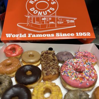 Randy's Donuts - Look at that Texas sized donut - Donuts Near Me - Fresno, California Randy's Donuts - Look at that Texas sized donut - Donuts Near Me - Fresno, California