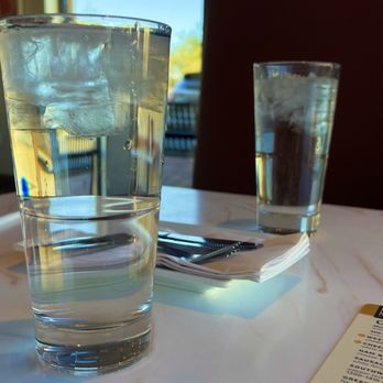 Keke's Breakfast Cafe - Table set up - Breakfast & Brunch Near Me - Gainesville, Florida