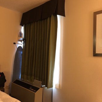 Quality Inn & Suites - The rooms need more updating - Hotels Near Me - Matteson, Illinois