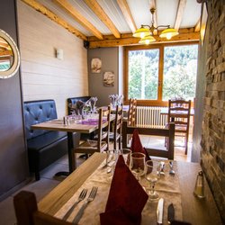 Chez Ghislaine - Photo de la salle du restaurant Chez Ghislaine