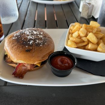 Incline Public House - Pizza Near Me - Cincinnati, Ohio Incline Public House - Pizza Near Me - Cincinnati, Ohio