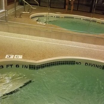 Sybaris Pool Suites - Pool is very warm yes u can skinny deep without the shivers lol steam room very nice - Hotels Near Me - Indianapolis, Indiana