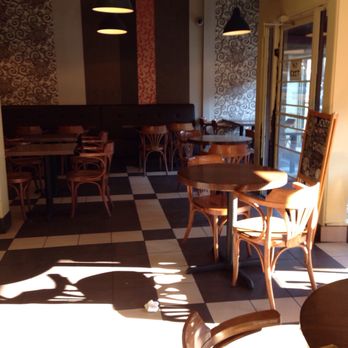 Cacao 70 - Dining area - Cafes Near Me - Ottawa, Ontario Cacao 70 - Dining area - Cafes Near Me - Ottawa, Ontario