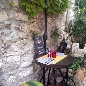 Deli' - Salad Near Me - Èze, 06