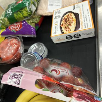 Publix Supermarket - a variety of food items - Grocery Near Me - Gardendale, Alabama Publix Supermarket - a variety of food items - Grocery Near Me - Gardendale, Alabama