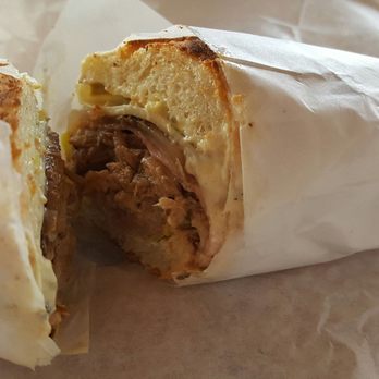Un Bien - Cuban Near Me - Seattle, Washington
