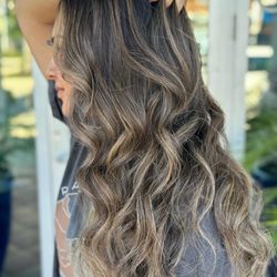 Salon Adrian