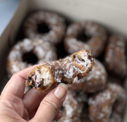 M & M Donuts by null