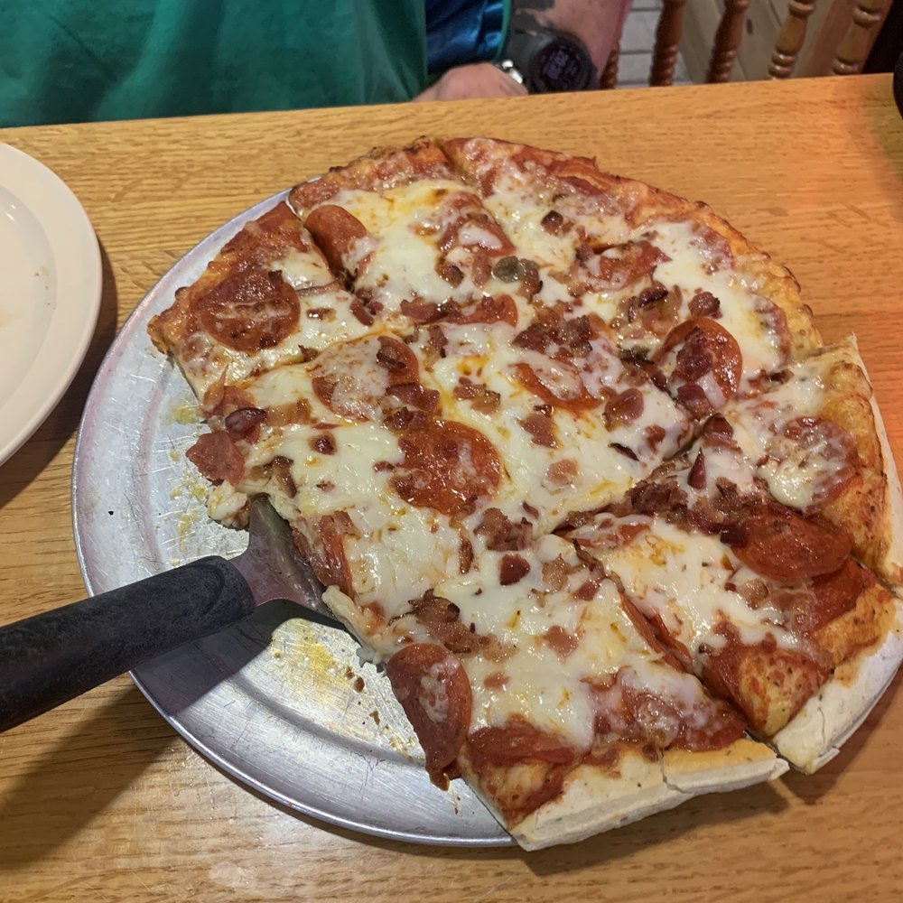 Boss' Pizza & Chicken - Pepperoni with bacon - Pizza Near Me - Keystone, South Dakota Boss' Pizza & Chicken - Pepperoni with bacon - Pizza Near Me - Keystone, South Dakota