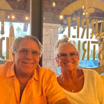 Barrel District - Happy Happy Hour! - Pizza Near Me - Cathedral City, California