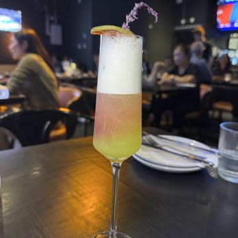 Spark Kitchen and Bar - Cocktail Bars Near Me - Richmond, British Columbia
