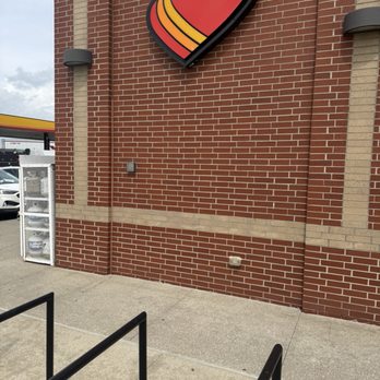 Love's Travel Stop - Gas Stations Near Me - Whitestown, Indiana Love's Travel Stop - Gas Stations Near Me - Whitestown, Indiana