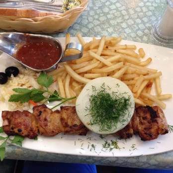 Oceanview Cafe - Chicken shish kebab - Cafes Near Me - Brooklyn, New York