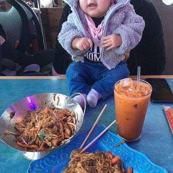 Pad Thai Cafe - Thai Near Me - Murfreesboro, Tennessee