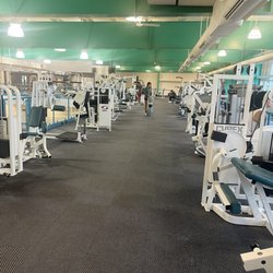 Howard Long Wellness Center - Machines