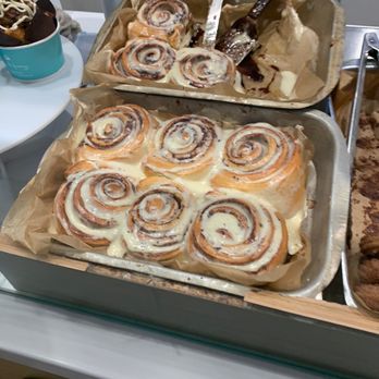 Cinnabon - Dessert. - Bakeries Near Me - Tigard, Oregon