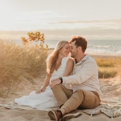 Alyssa Staats Photography - New Buffalo Engagement & Couples Photographer