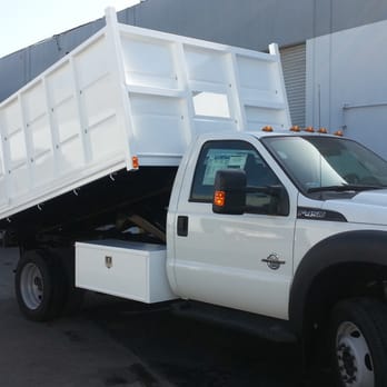 Martin's Quality Truck Body - A front view of the landscape dumptruck after Martins was done - Commercial Truck Repair Near Me - Compton, California Martin's Quality Truck Body - A front view of the landscape dumptruck after Martins was done - Commercial Truck Repair Near Me - Compton, California