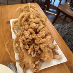 Tozier's Restaurant - Seafood platter with clam strips
