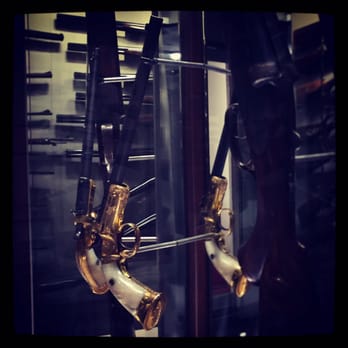 National Firearms Museum - Annie Oakley's pistol! - Museums Near Me - Fairfax, Virginia National Firearms Museum - Annie Oakley's pistol! - Museums Near Me - Fairfax, Virginia