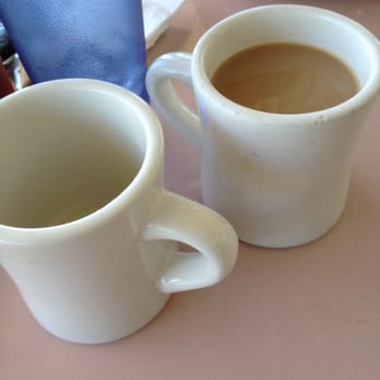 George's 50's Diner - Coffee w hubby. - Diners Near Me - Long Beach, California
