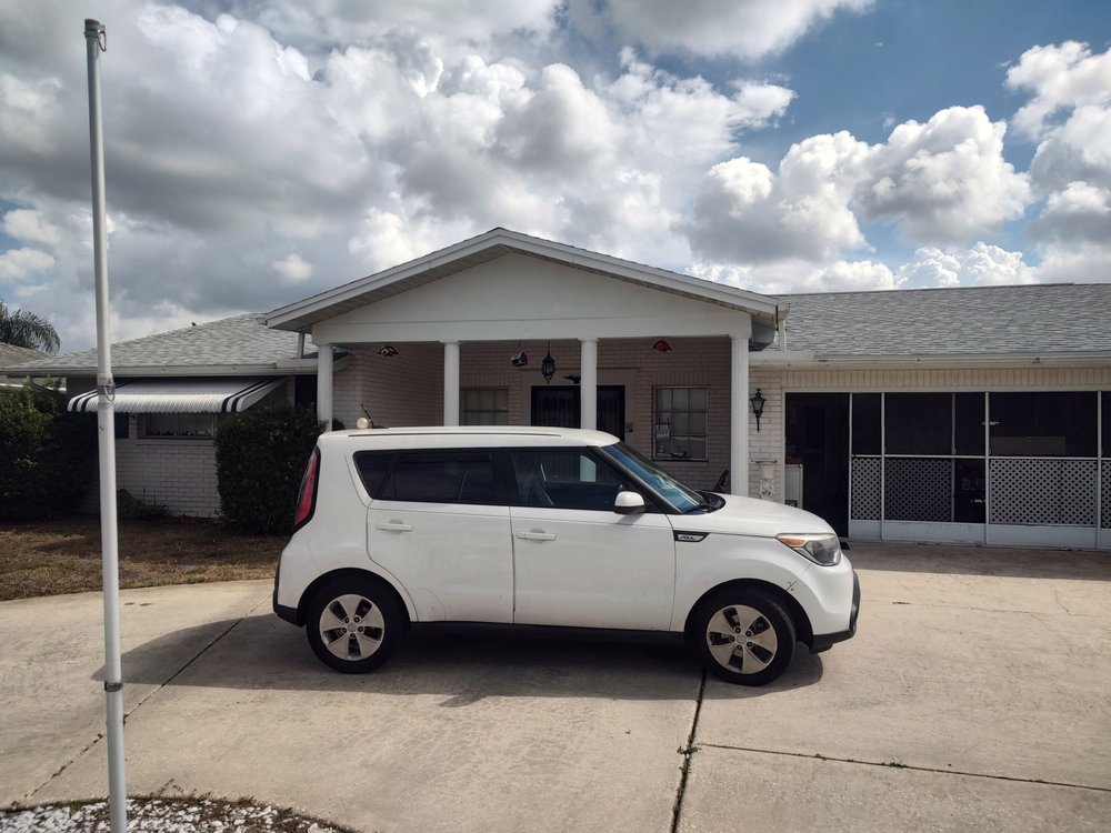 Slide of Parlament Roofing and Construction