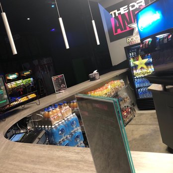 Flying Squirrel - Empty snack bar - Trampoline Parks Near Me - Calgary, Alberta Flying Squirrel - Empty snack bar - Trampoline Parks Near Me - Calgary, Alberta
