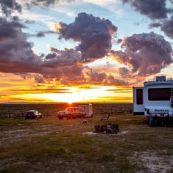 Brad Tawzer - Beautiful Summer Sunset