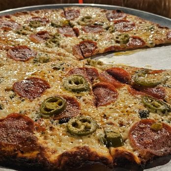 Industrial Pizza & Brew - The wheel with jalapeños - Pizza Near Me - Richardson, Texas