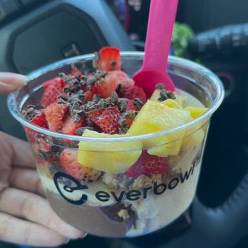 Everbowl - Reg. Whatever bowl w/coco love and cocoa wow bases, bonus base of granola, strawberries & pineapples as the fruit & topped with cocoa nibs - Acai Bowls Near Me - Southlake, Texas