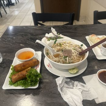 Pho Lien Hoa 2 - N Penn - Vietnamese Near Me - Oklahoma City, Oklahoma